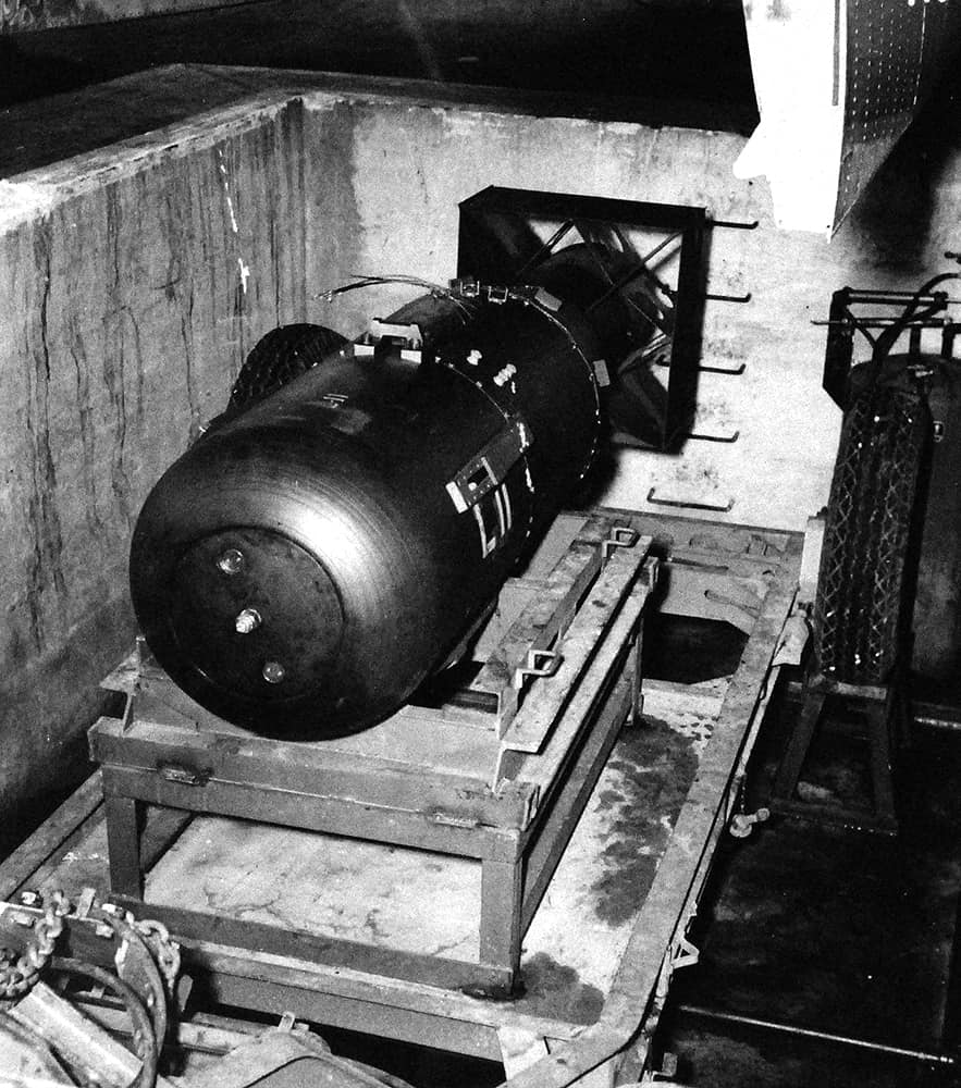 </p>
<p>77-BT-115: Tinian Island, August 1945. Atomic bomb, Little Bo